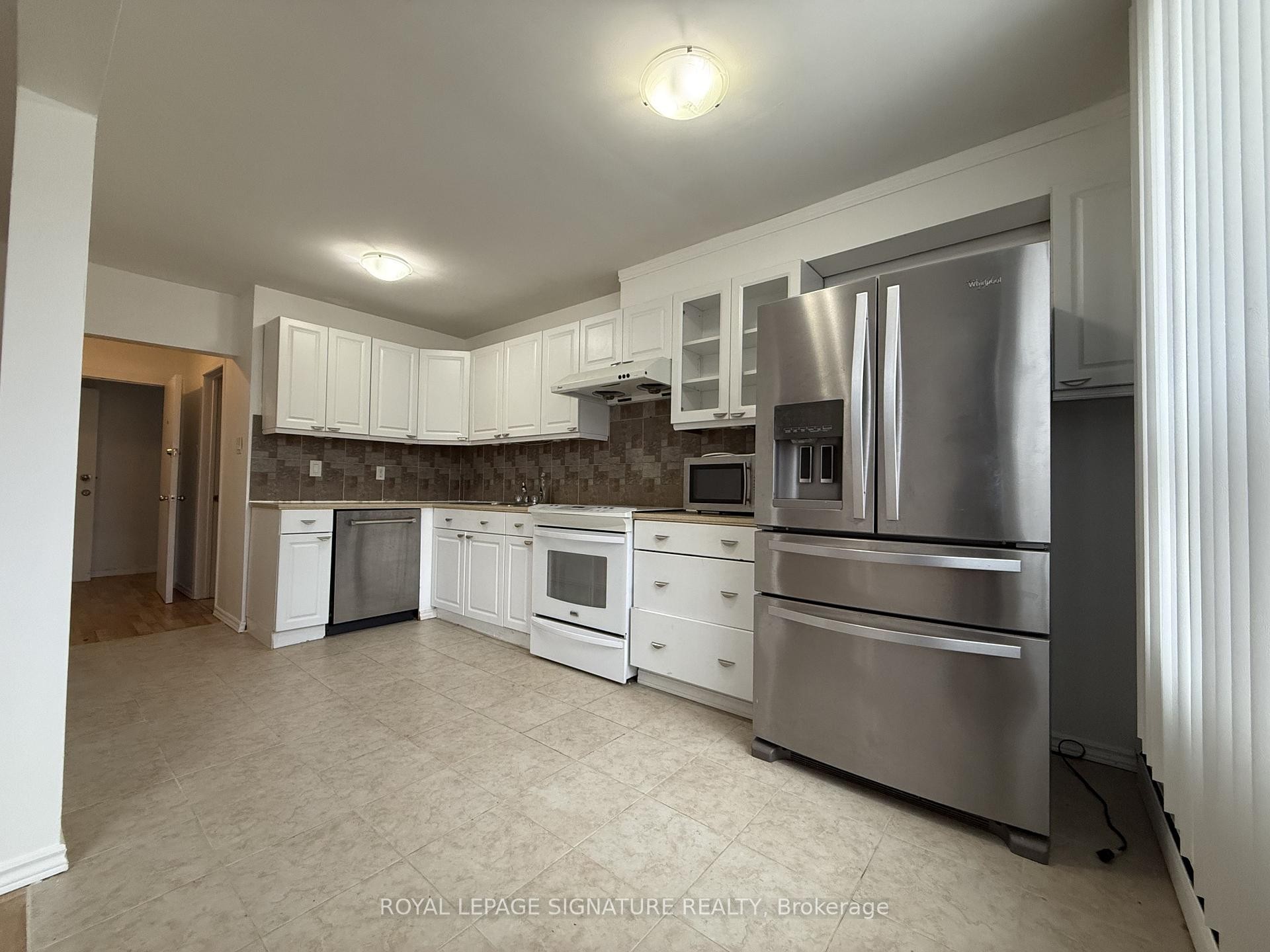 1195 Lakeshore Road E, Mississauga, ON