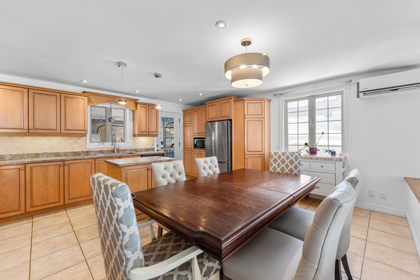 Salle à manger - 2943 Ch. Ste-Marie, Mascouche, QC - Indoor Photo Showing Dining Room