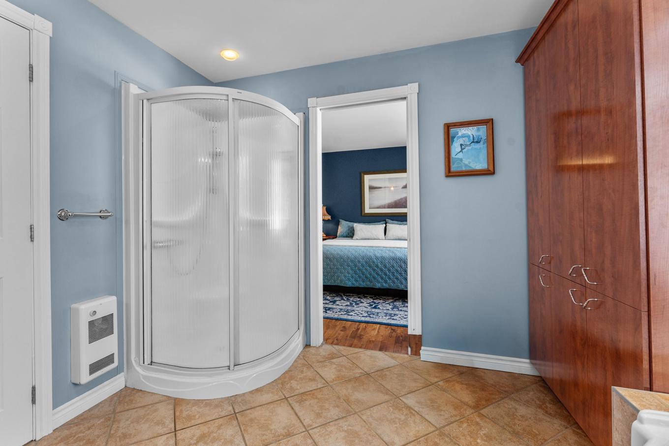 Salle de bains attenante à la CCP - 2943 Ch. Ste-Marie, Mascouche, QC - Indoor Photo Showing Bathroom