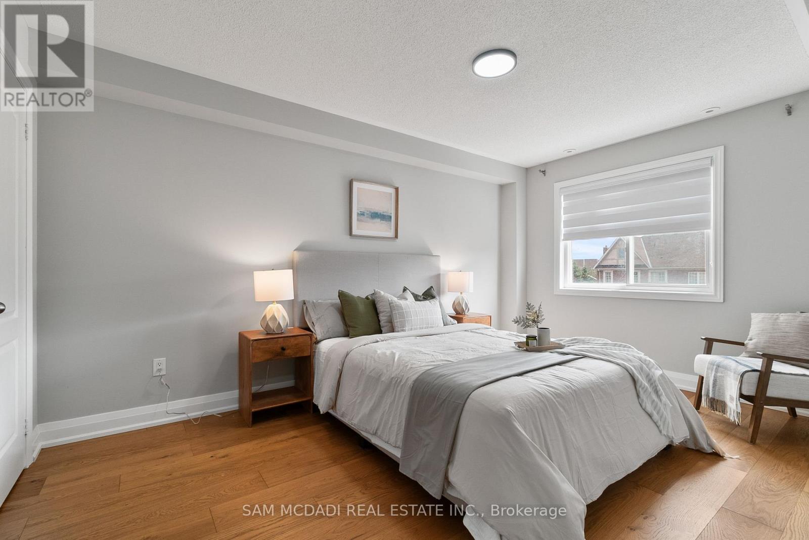 5227 Preservation Circle, Mississauga, ON - Indoor Photo Showing Bedroom