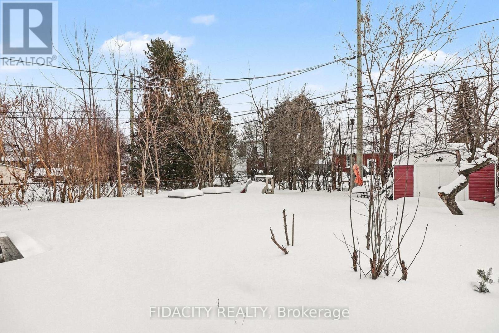 758 Smyth Road, Ottawa, ON - Outdoor