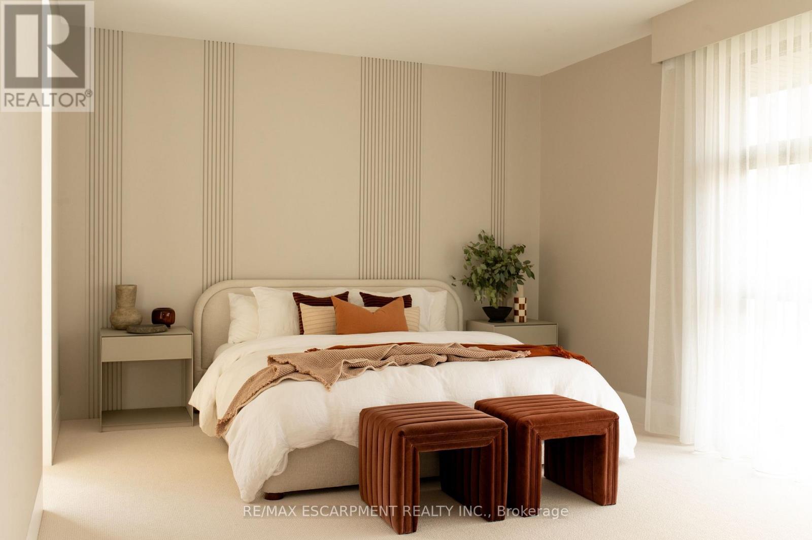 1308 Greenoaks Drive, Mississauga, ON - Indoor Photo Showing Bedroom