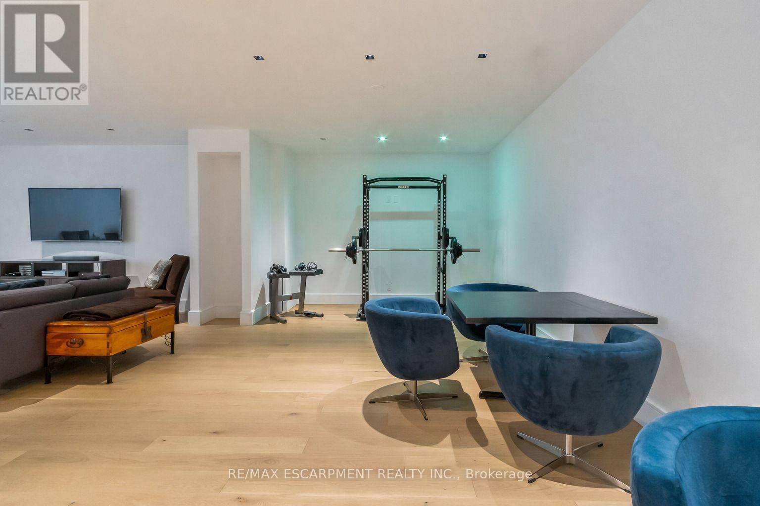 1308 Greenoaks Drive, Mississauga, ON - Indoor Photo Showing Other Room