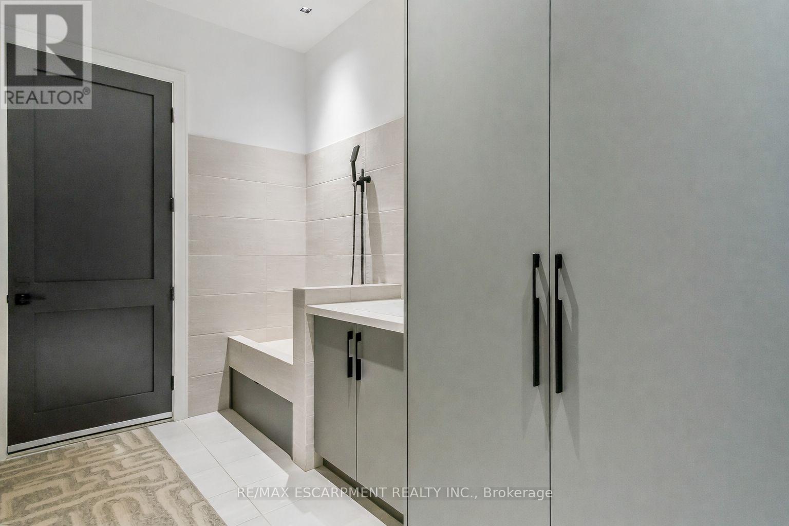 1308 Greenoaks Drive, Mississauga, ON - Indoor