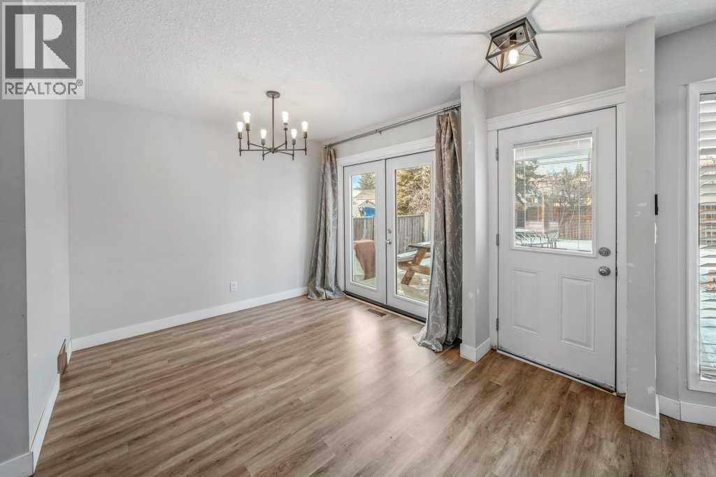2140 146 Avenue Se, Calgary, AB - Indoor Photo Showing Other Room