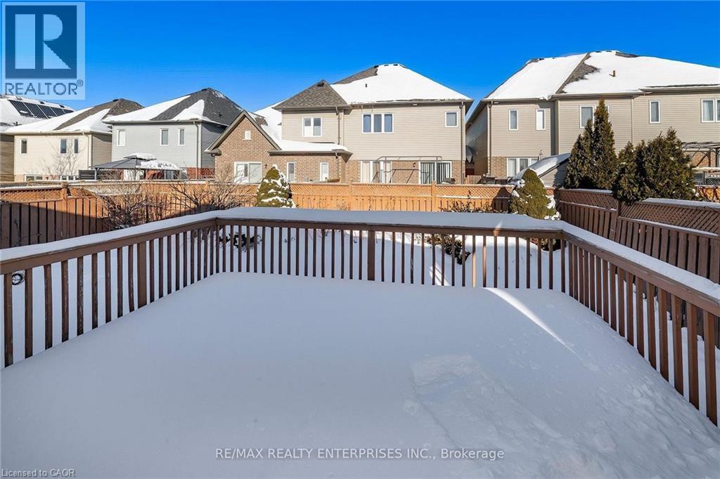 802 Coldstream Drive, Oshawa, ON - Outdoor With Deck Patio Veranda With Exterior