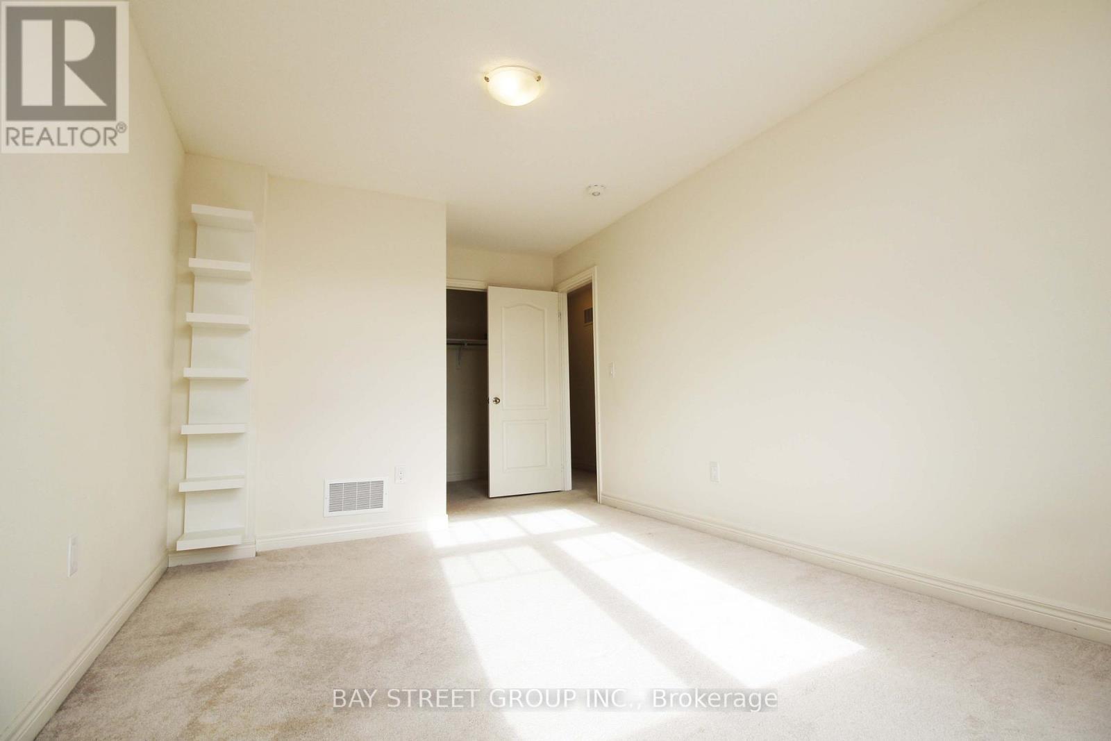 3903 Tufgar Crescent, Burlington, ON - Indoor Photo Showing Other Room