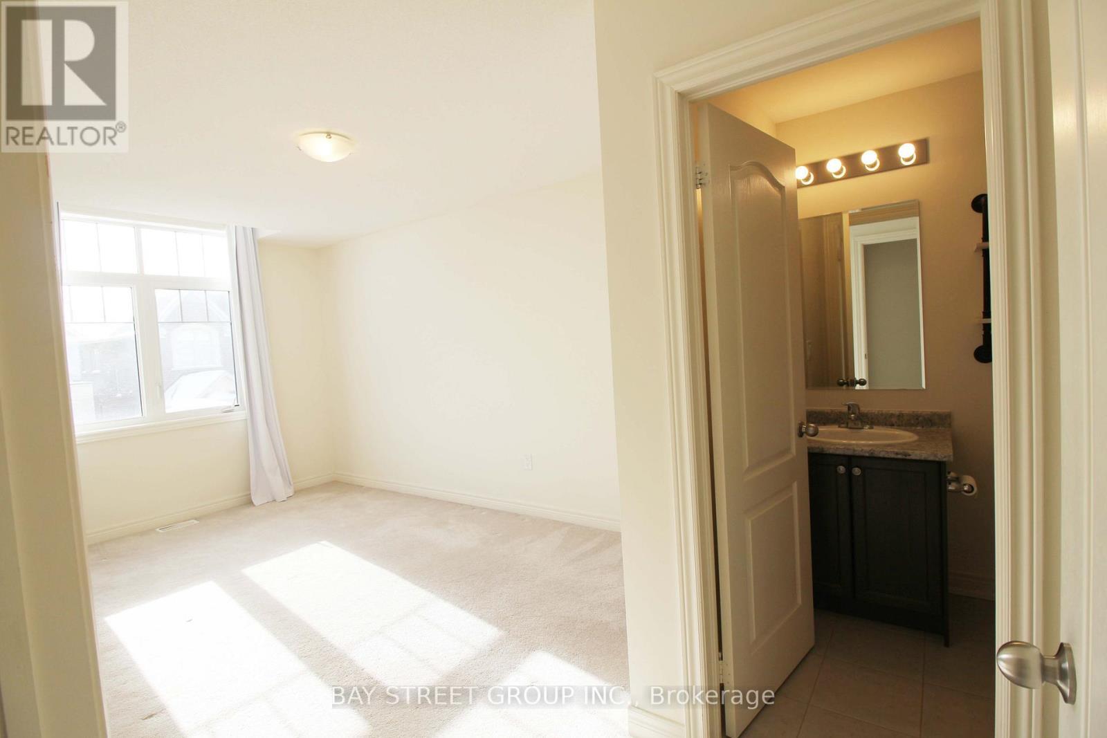 3903 Tufgar Crescent, Burlington, ON - Indoor Photo Showing Other Room