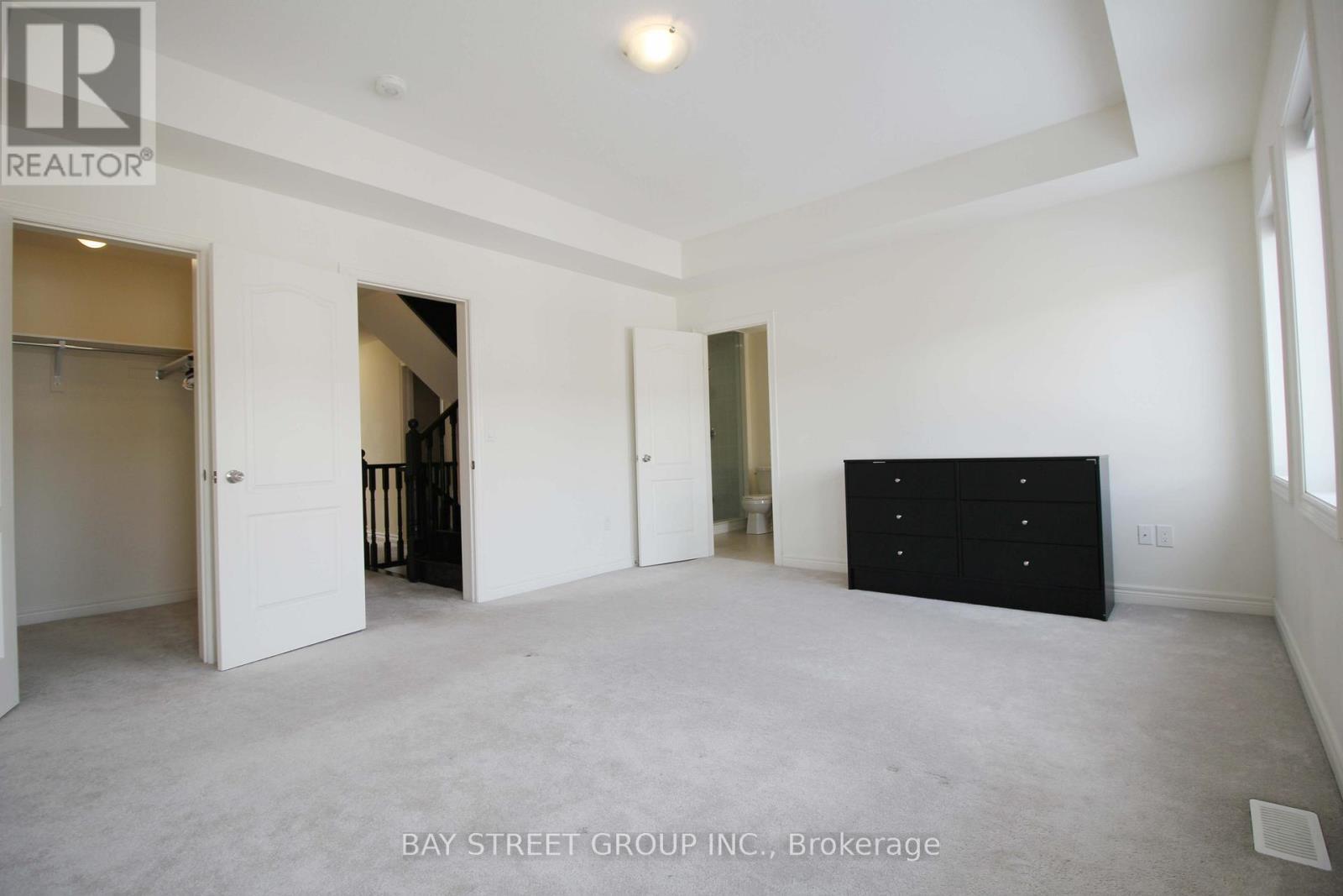 3903 Tufgar Crescent, Burlington, ON - Indoor