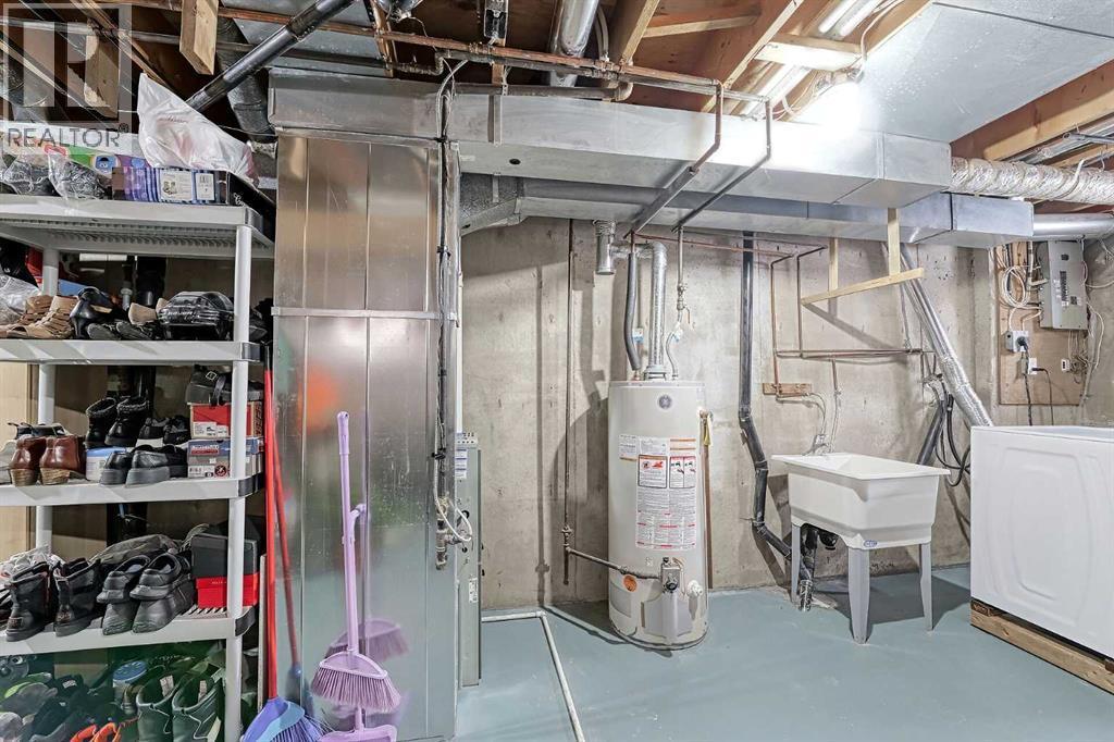 28 7 Avenue Se, High River, AB - Indoor Photo Showing Basement