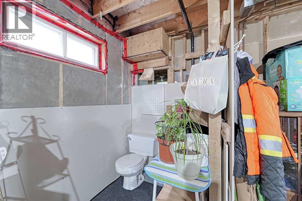 28 7 Avenue Se, High River, AB - Indoor