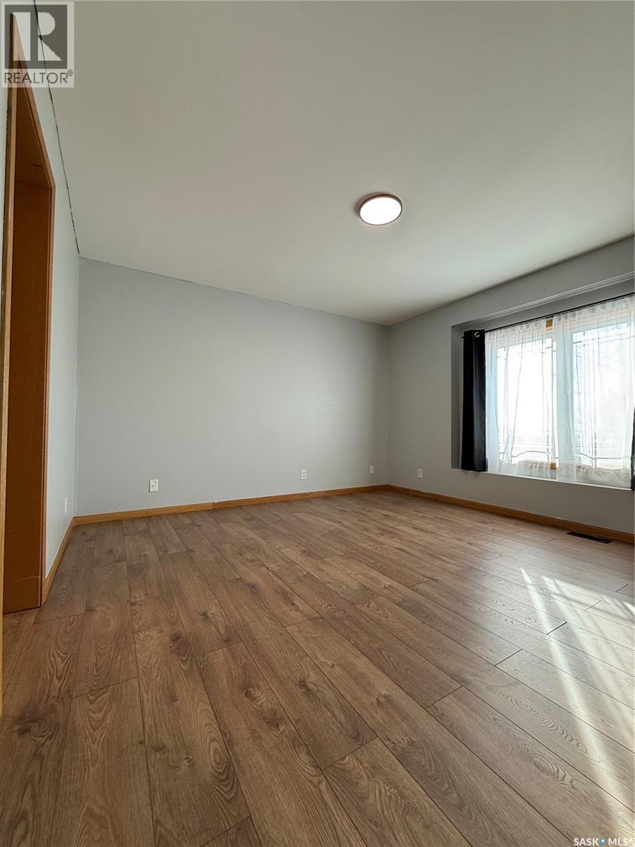 233 High Avenue, Saltcoats, SK - Indoor Photo Showing Other Room