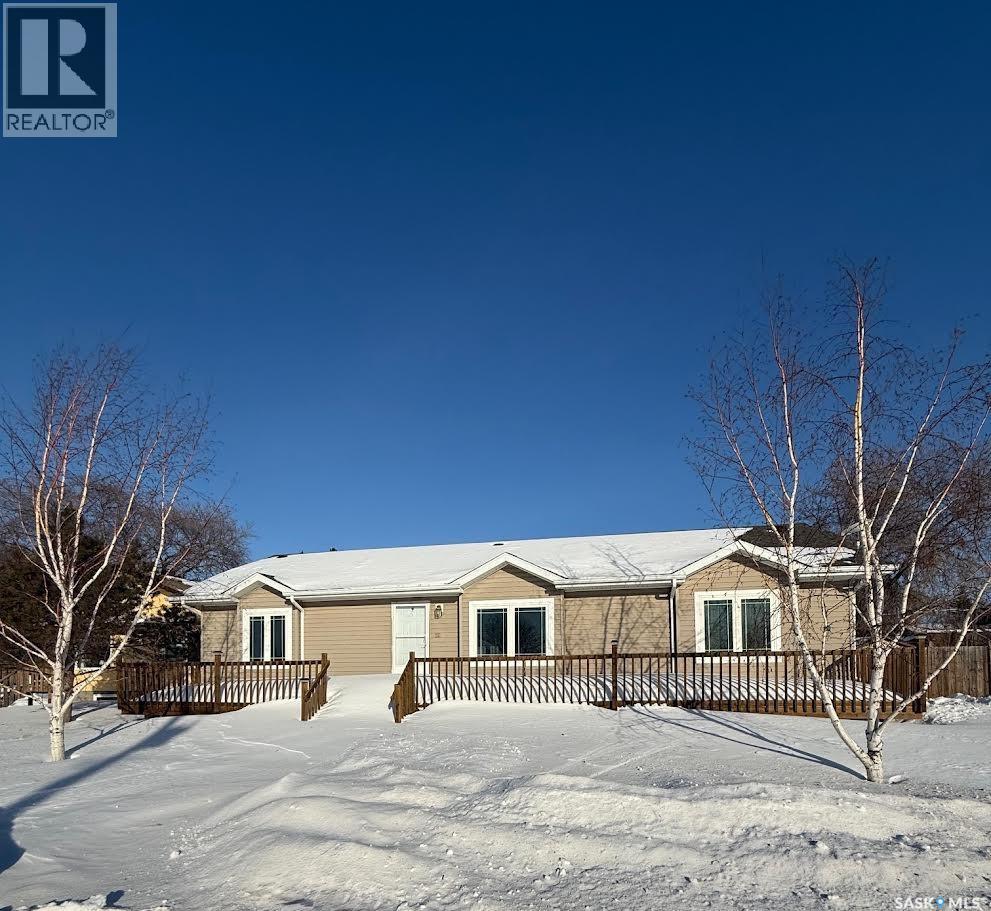 233 High Avenue, Saltcoats, SK - Outdoor With Deck Patio Veranda