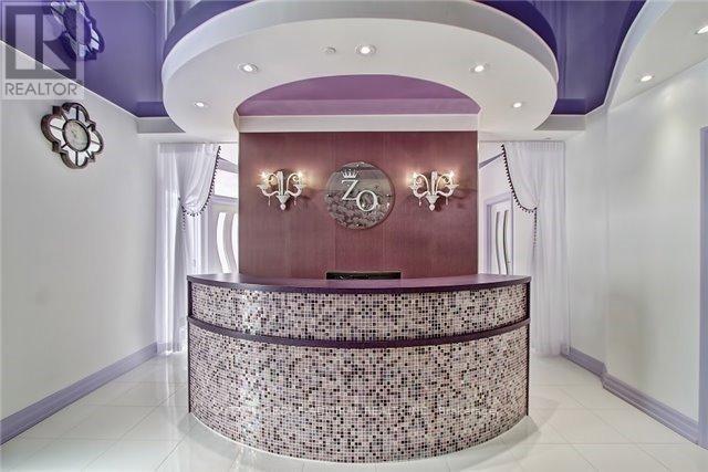 208 - 10376 Yonge Street, Richmond Hill, ON