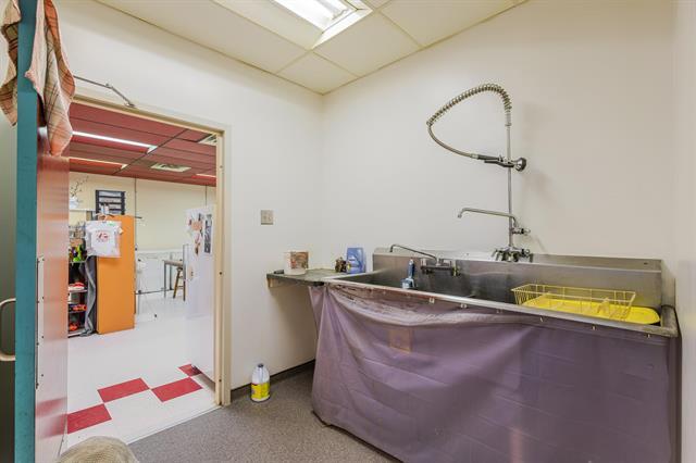 655 Main St, Morris, MB