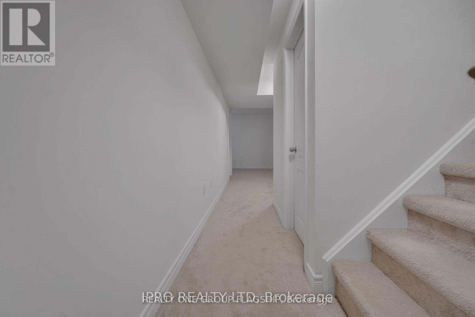 3950 Koenig Road, Burlington, ON - Photo Showing Other Room