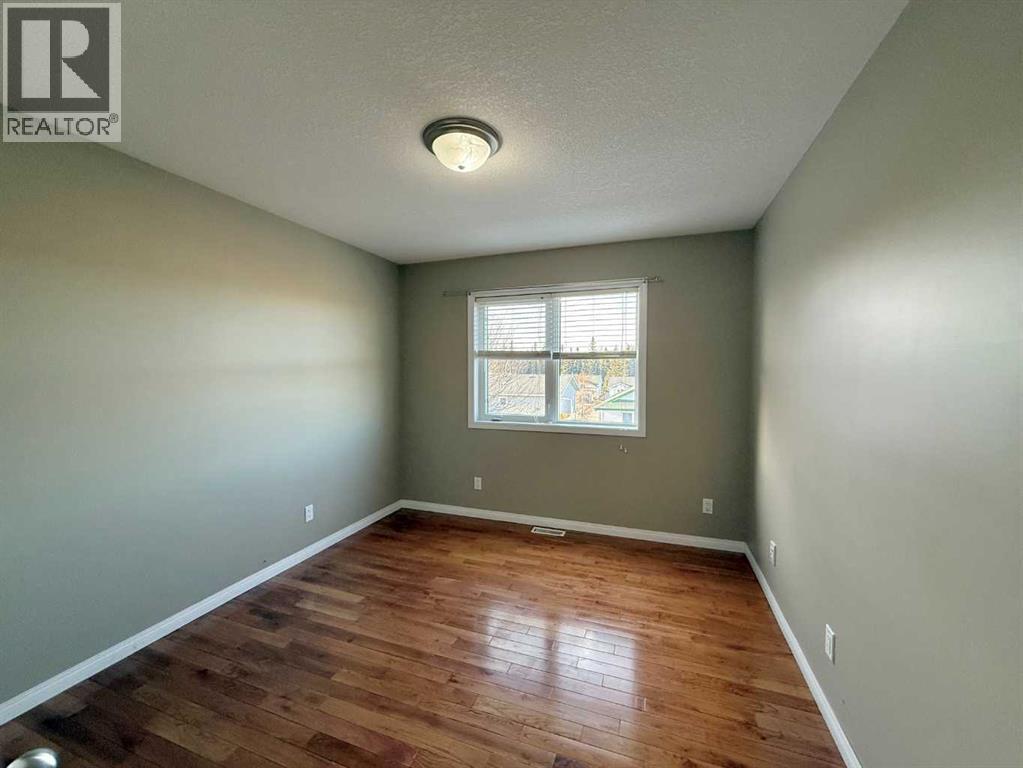 294 Tocher Avenue, Hinton, AB - Indoor Photo Showing Other Room