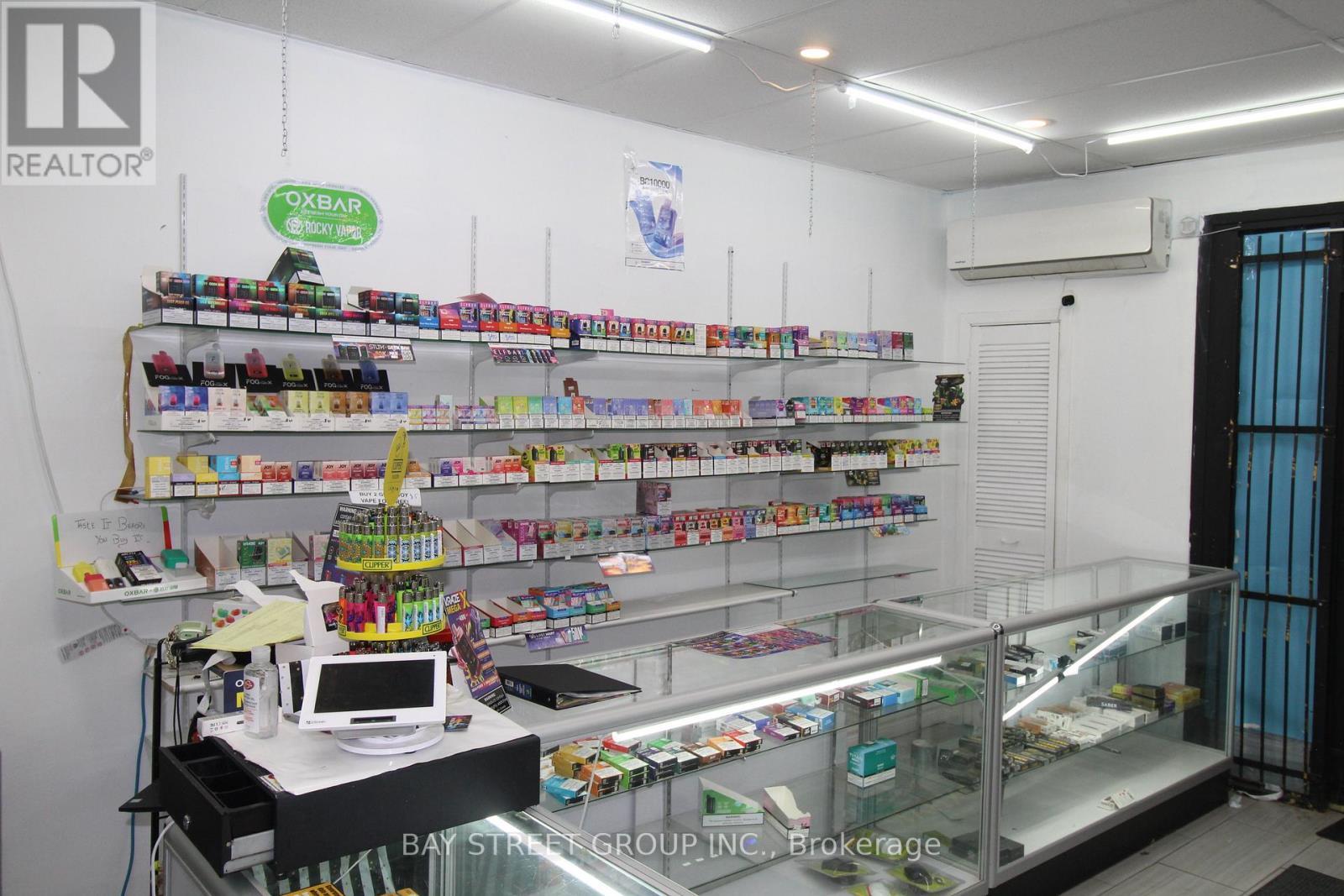 6 James Street N, Hamilton, ON