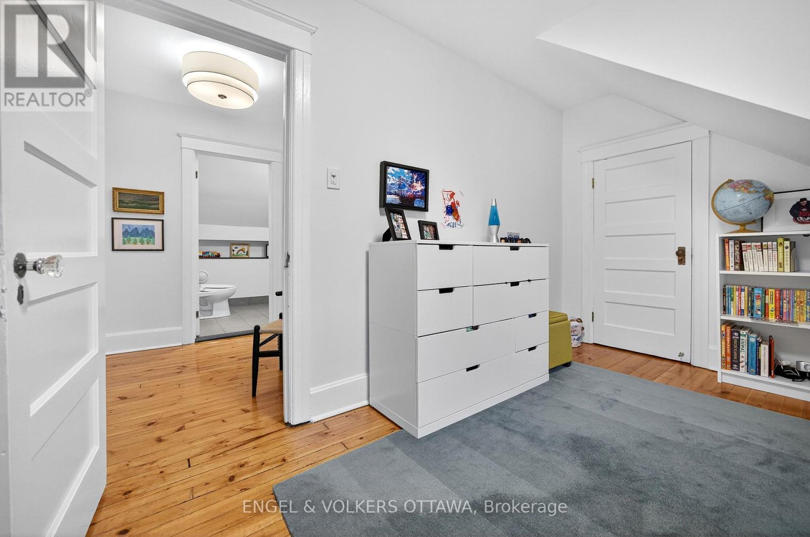 297 Clemow Avenue, Ottawa, ON - Indoor