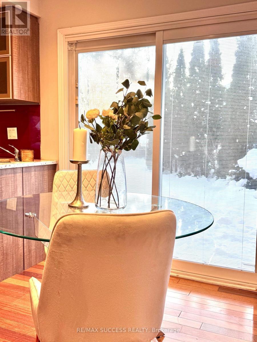 6643 Mockingbird Lane, Mississauga, ON - Indoor Photo Showing Other Room