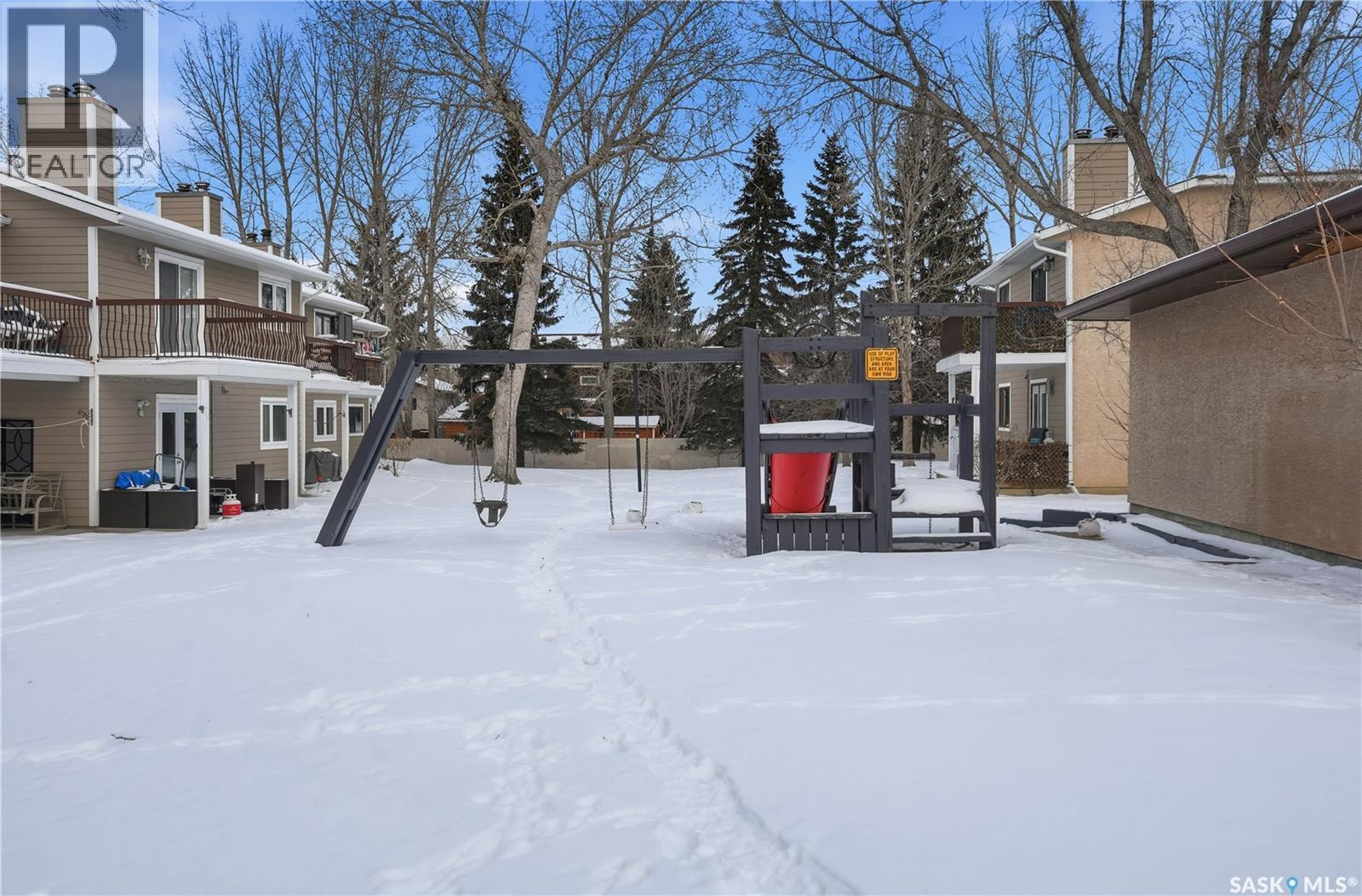 164 Cedar Meadow Drive, Regina, SK - Outdoor
