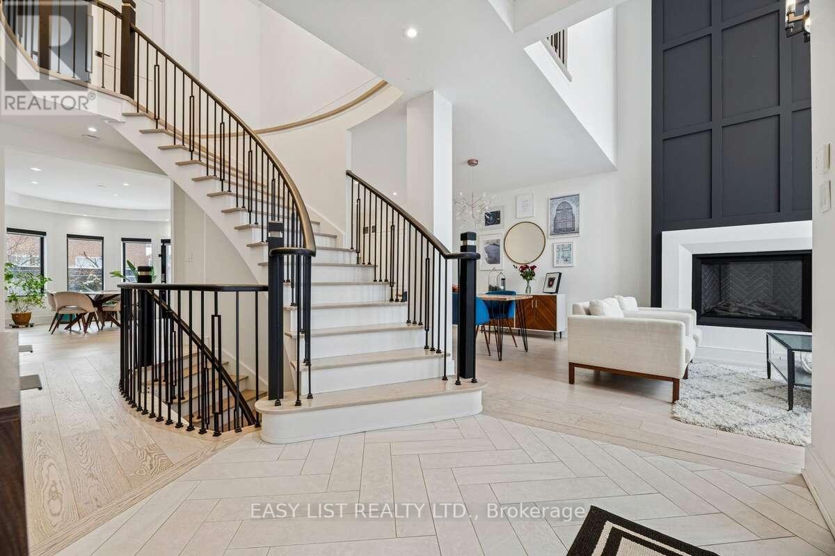 6 Devonridge Crescent, Toronto, ON - Indoor Photo Showing Other Room