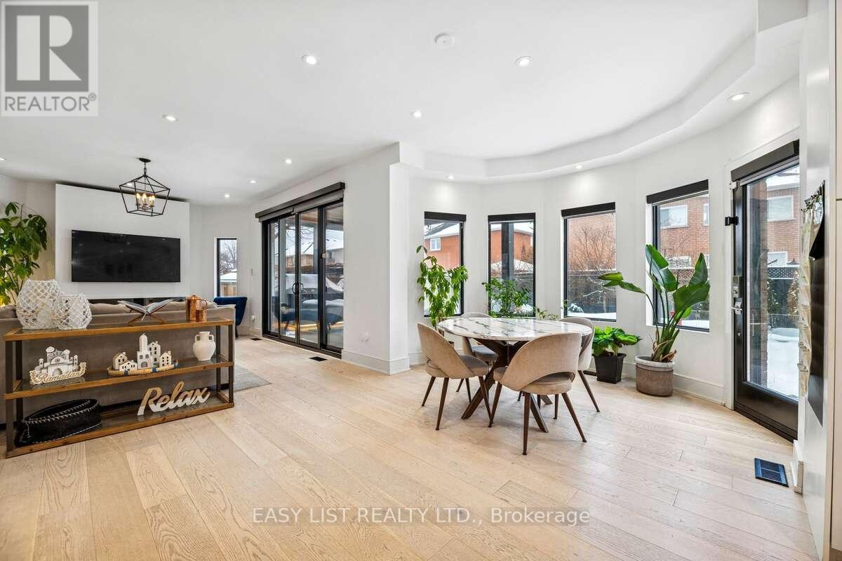 6 Devonridge Crescent, Toronto, ON - Indoor