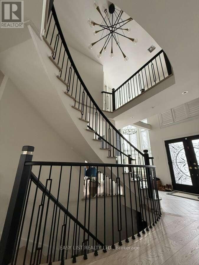 6 Devonridge Crescent, Toronto, ON - Indoor Photo Showing Other Room