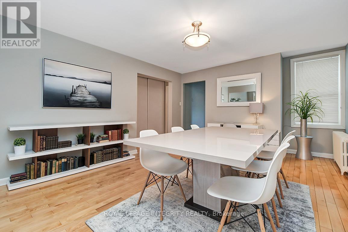 94 St Andrew Street, Ottawa, ON