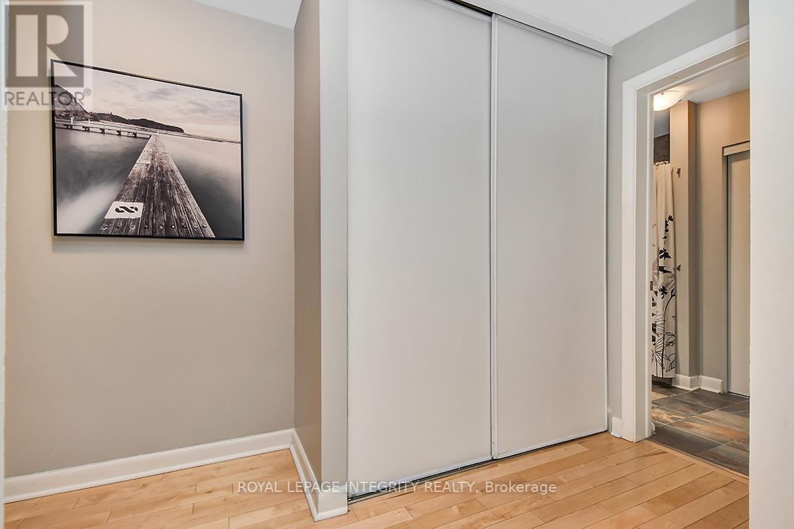 94 St Andrew Street, Ottawa, ON