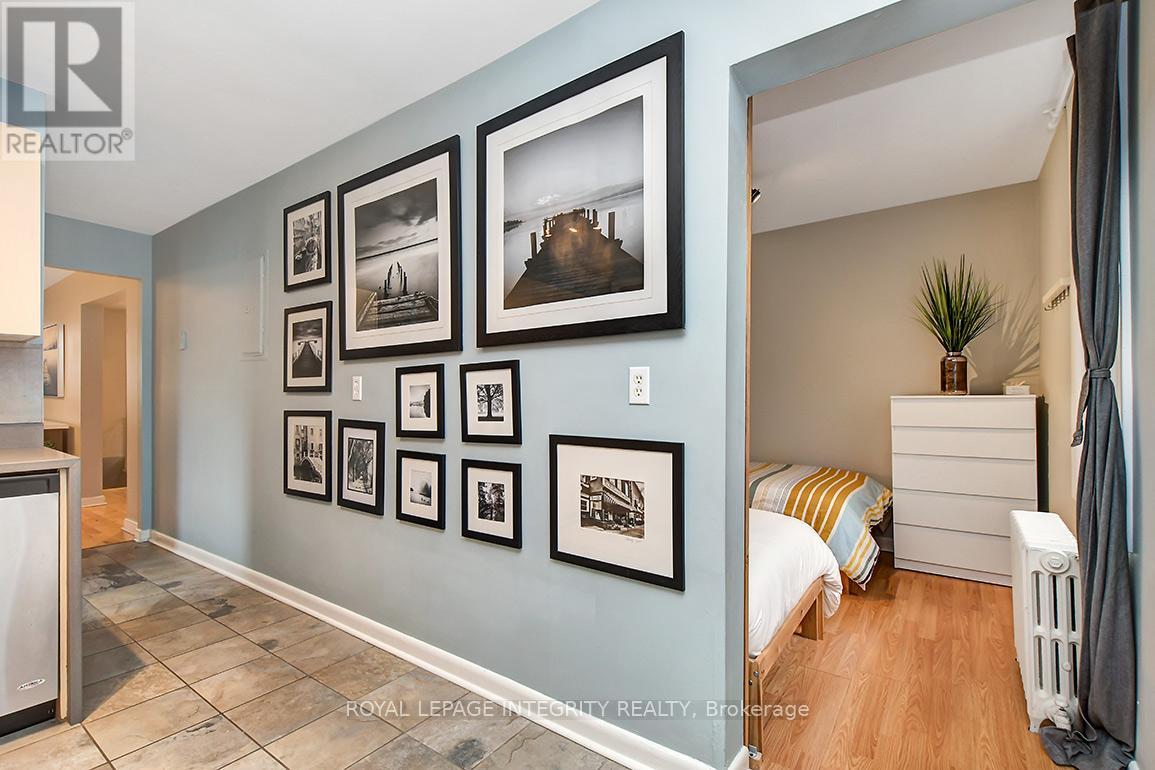 94 St Andrew Street, Ottawa, ON