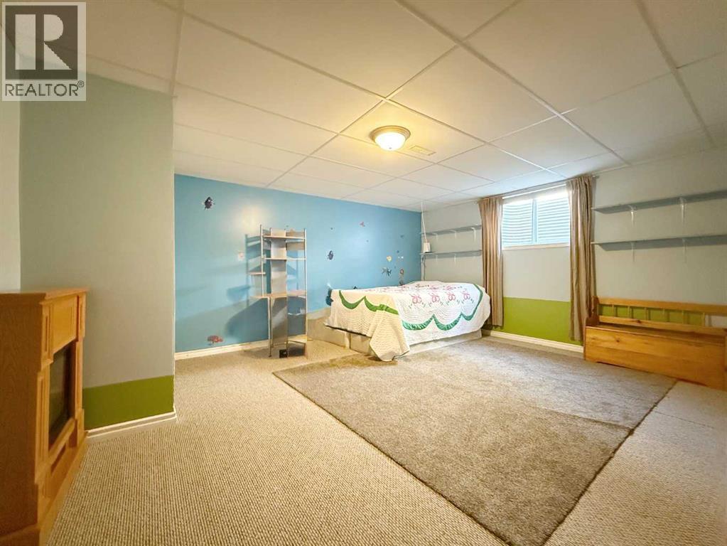 2905 10 Avenue, Wainwright, AB - Indoor