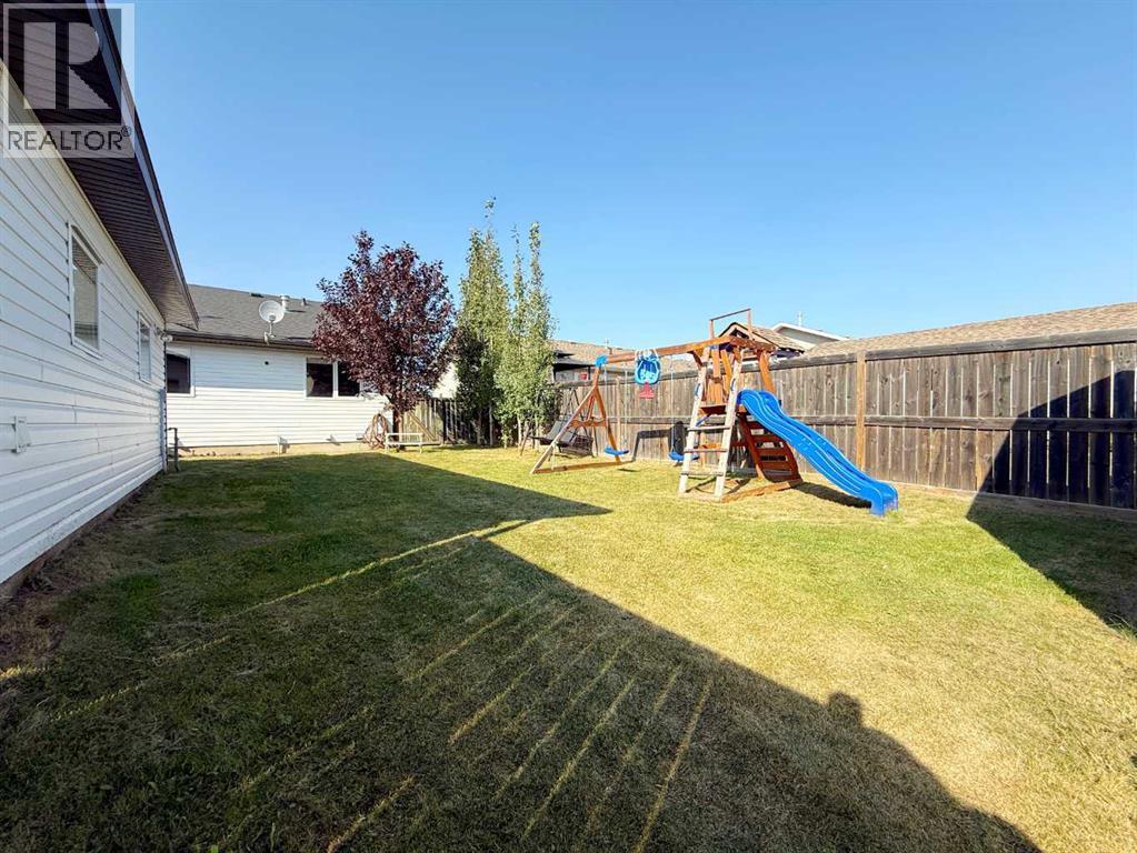 2905 10 Avenue, Wainwright, AB - Outdoor