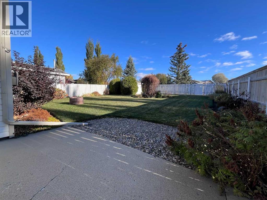 164 Mt Crandell Crescent W, Lethbridge, AB - Outdoor