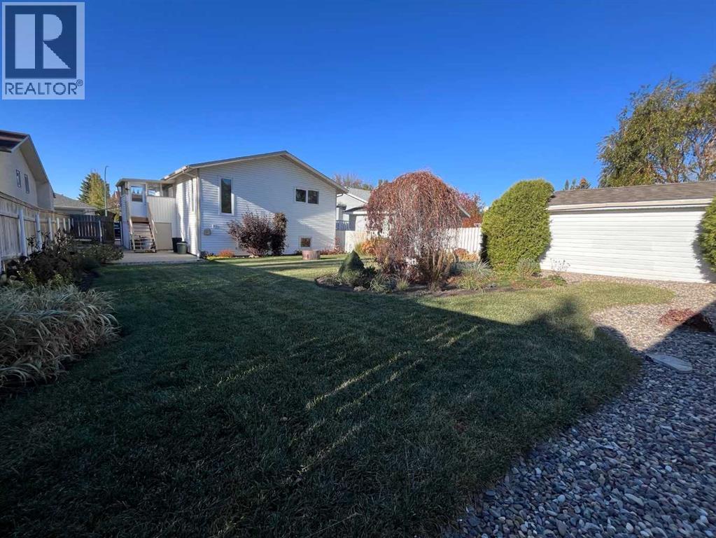 164 Mt Crandell Crescent W, Lethbridge, AB - Outdoor