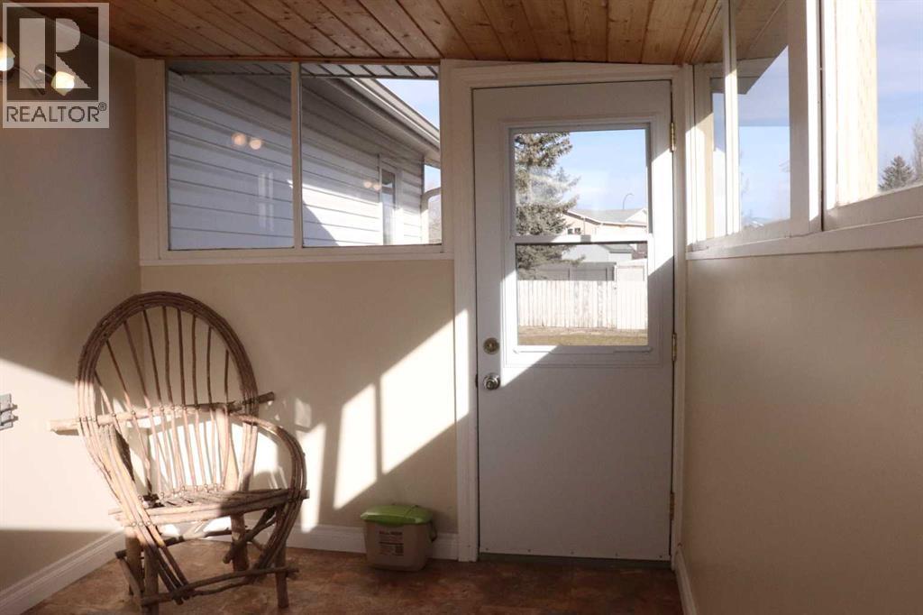 164 Mt Crandell Crescent W, Lethbridge, AB - Indoor