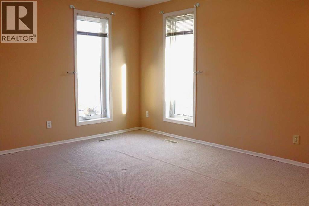 164 Mt Crandell Crescent W, Lethbridge, AB - Indoor Photo Showing Other Room