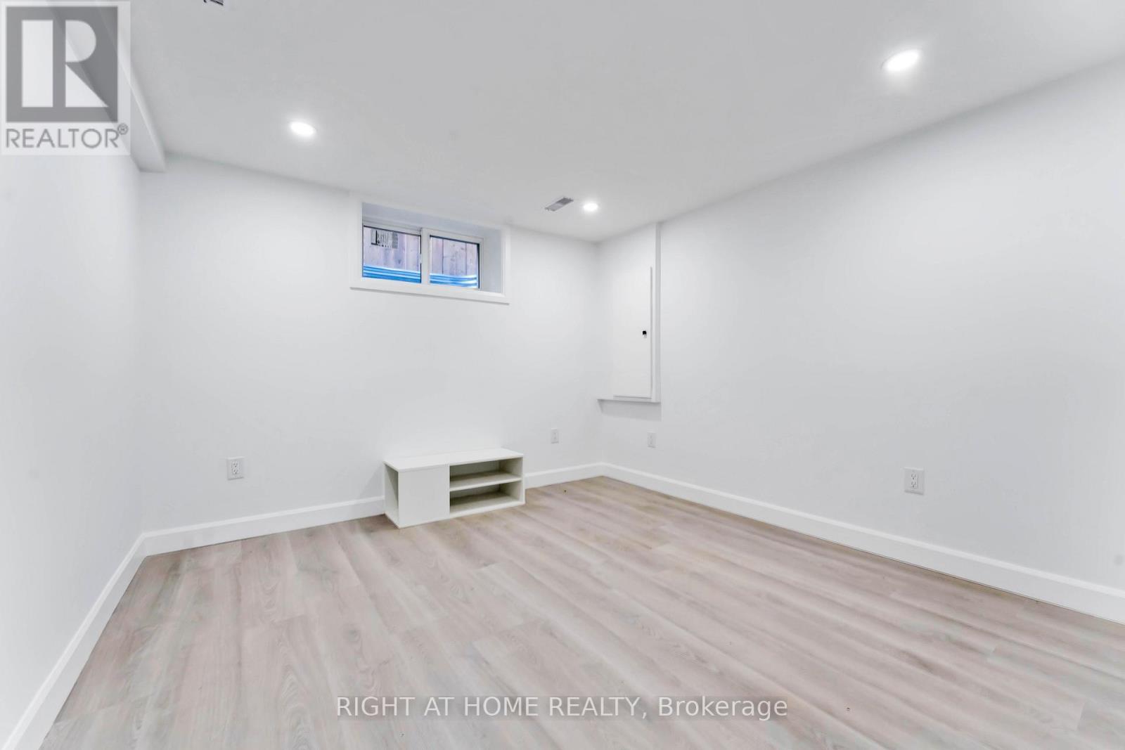 2700 Priscilla Street, Ottawa, ON - Indoor Photo Showing Other Room