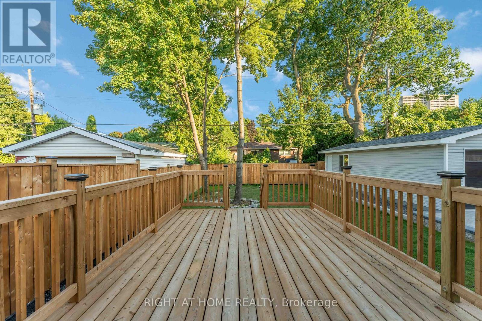2700 Priscilla Street, Ottawa, ON - Outdoor With Deck Patio Veranda