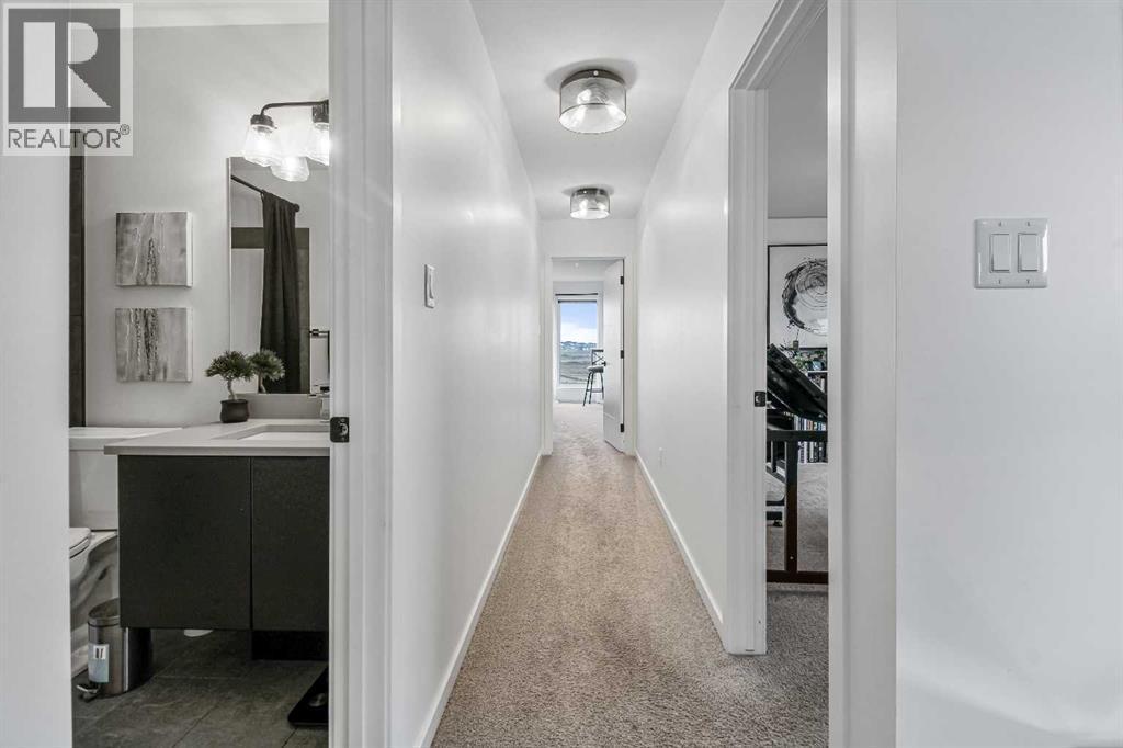 668 Aquitania Boulevard W, Lethbridge, AB - Indoor