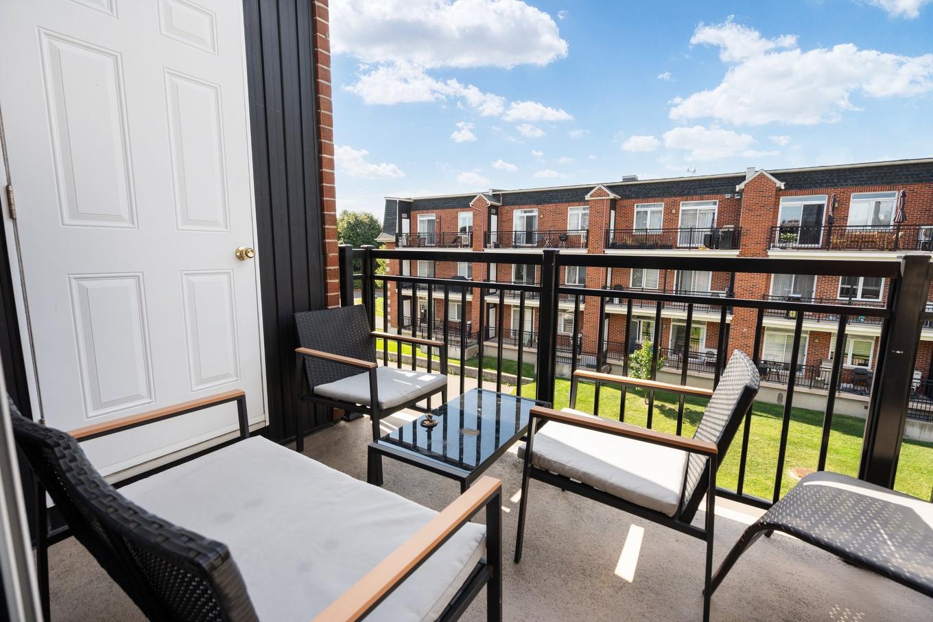 Balcon - 304-2177 Boul. Thimens, Montréal (Saint-Laurent), QC - Outdoor With Balcony With Exterior