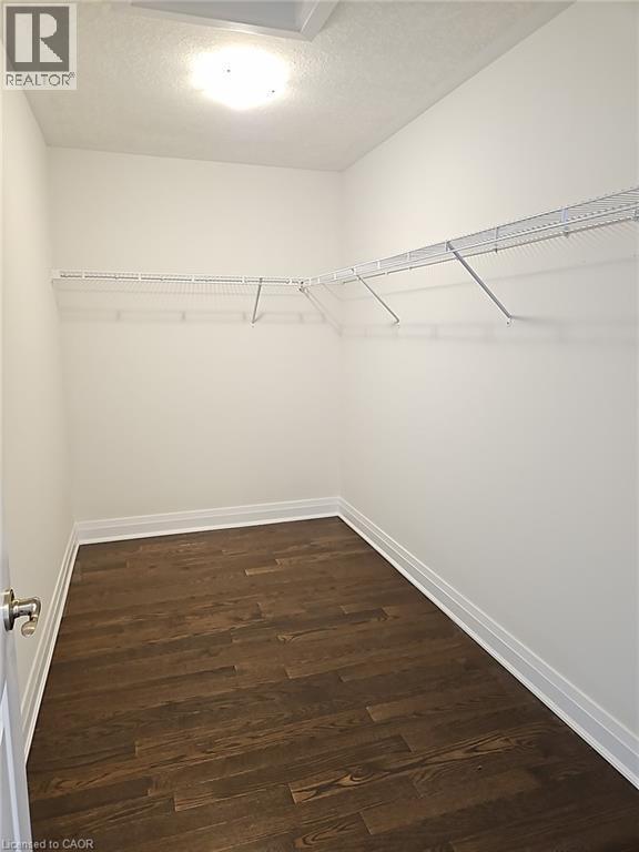 293 Chokecherry Crescent, Waterloo, ON - Indoor With Storage