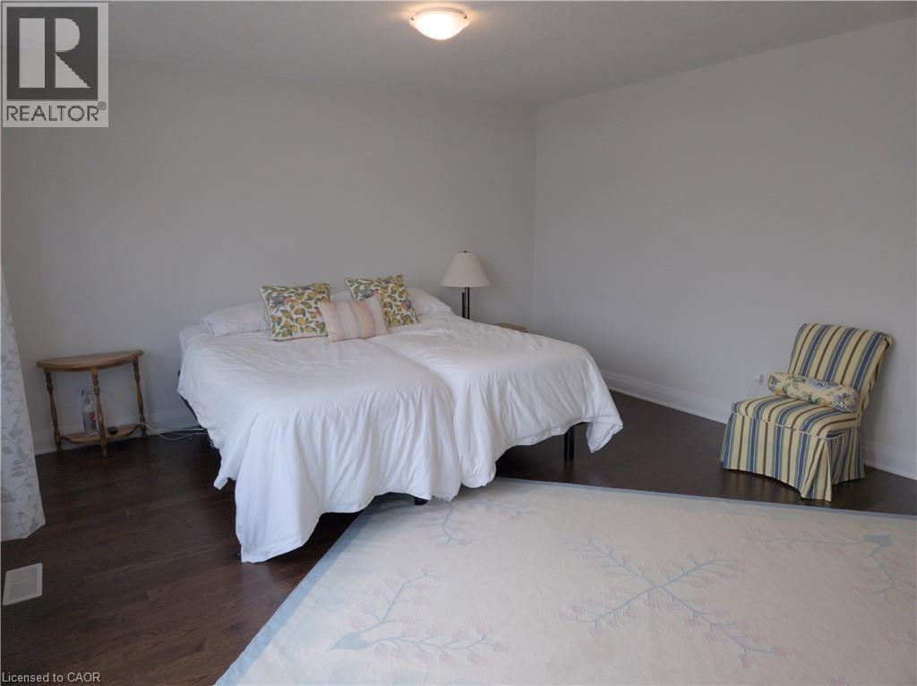 293 Chokecherry Crescent, Waterloo, ON - Indoor Photo Showing Bedroom