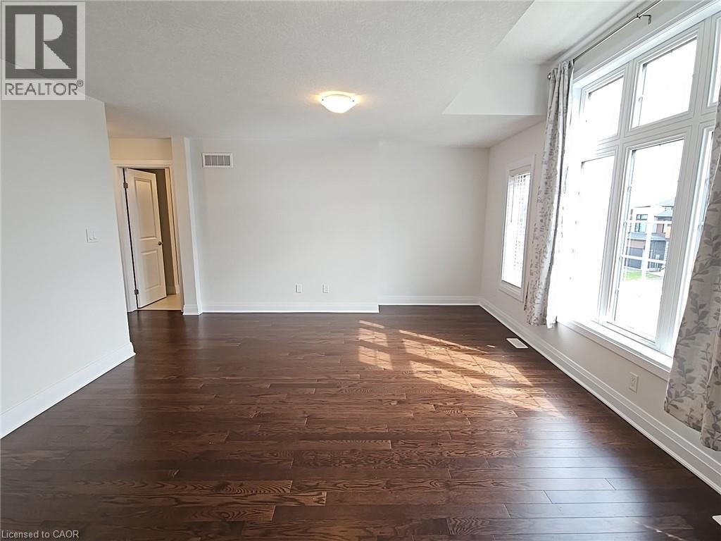 293 Chokecherry Crescent, Waterloo, ON - Indoor Photo Showing Other Room