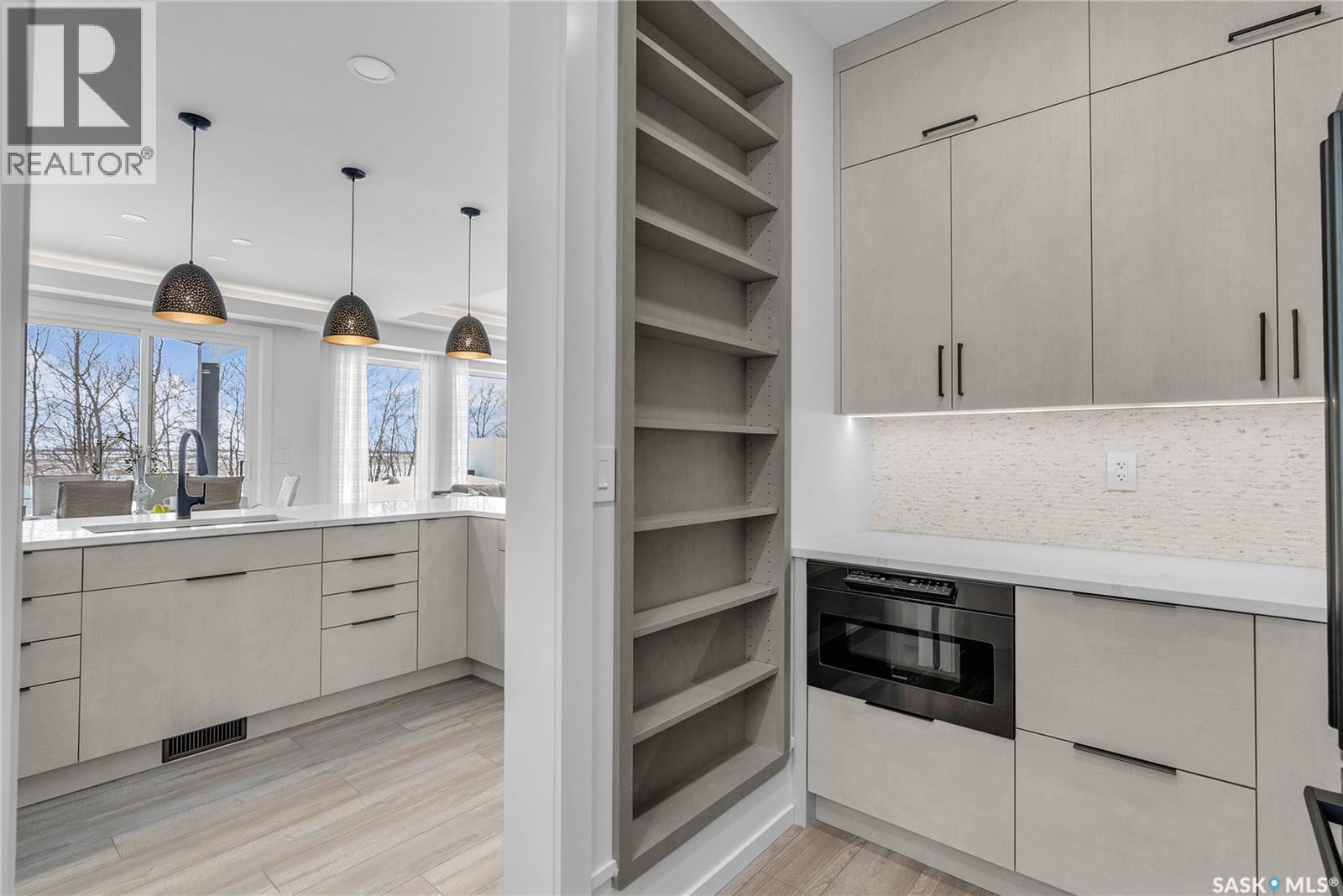 428 Woolf Bend, Saskatoon, SK - Indoor