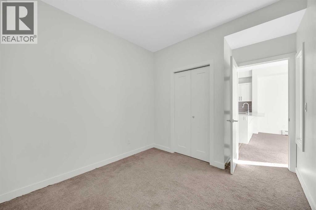 211, 10 Walgrove Walk Se, Calgary, AB - Indoor Photo Showing Other Room