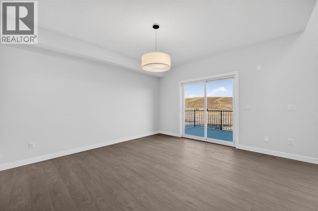 93 Walgrove Bay Se, Calgary, AB - Indoor Photo Showing Other Room