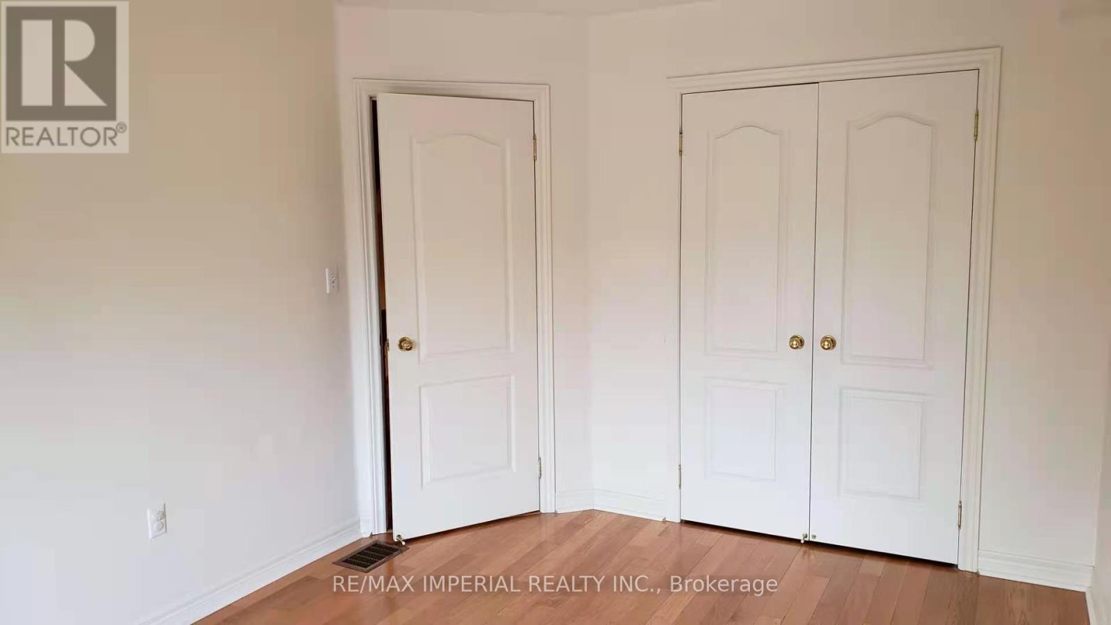 25 Ruby Crescent, Richmond Hill, ON - Indoor Photo Showing Other Room