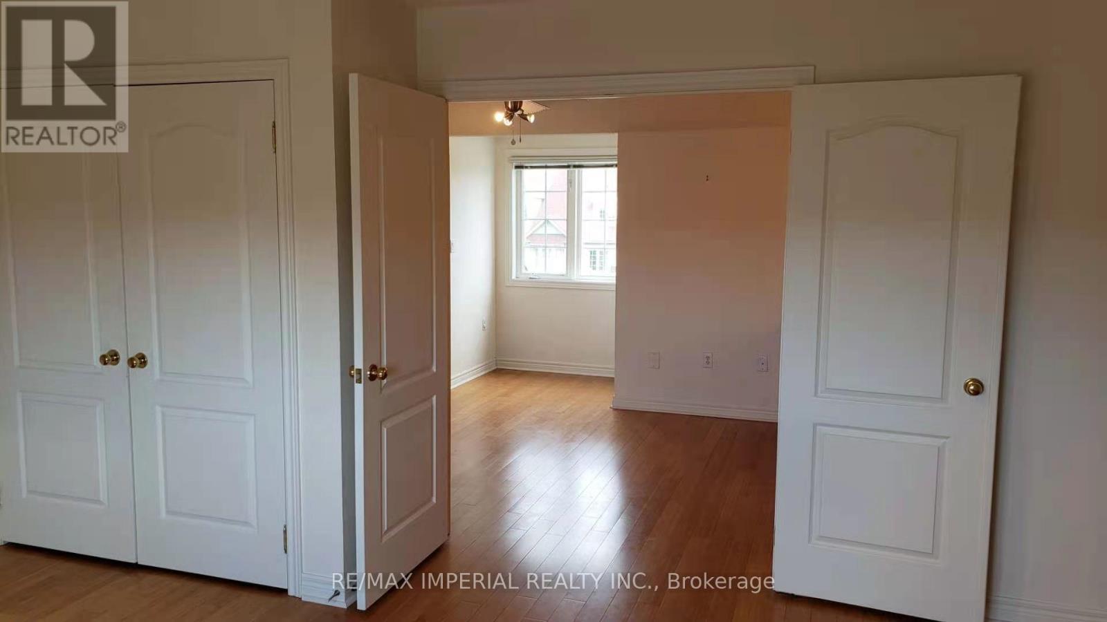 25 Ruby Crescent, Richmond Hill, ON - Indoor Photo Showing Other Room