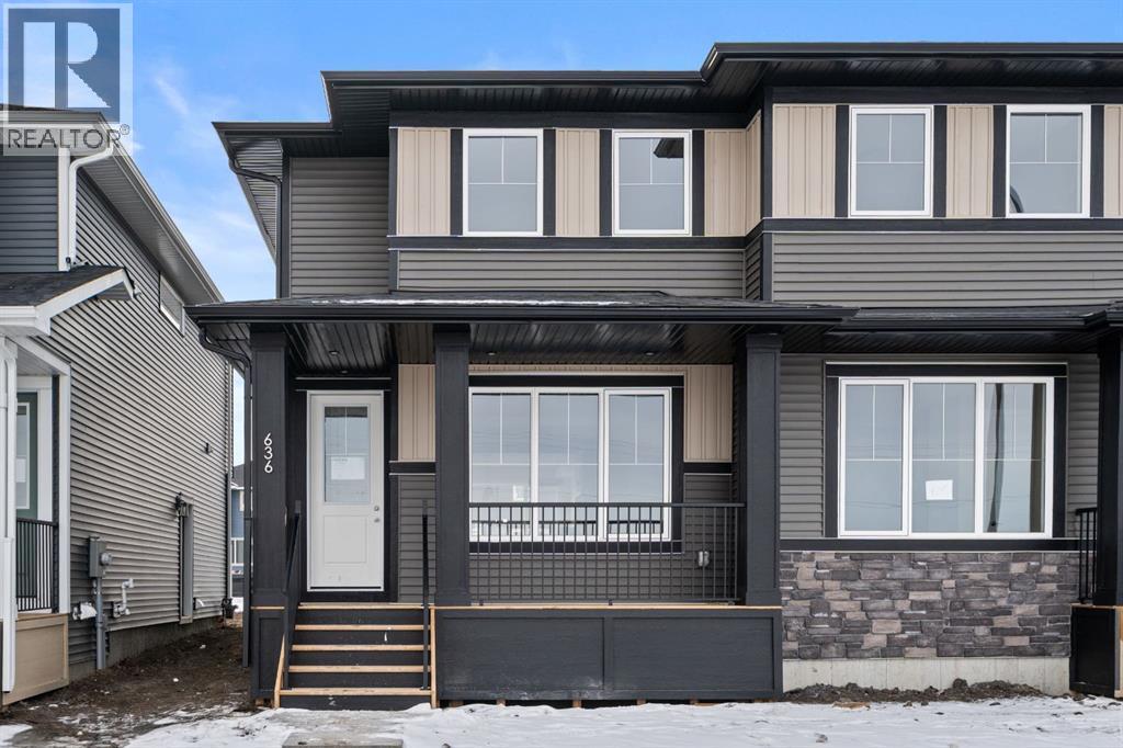636 Sora Boulevard Se, Calgary, AB - Outdoor